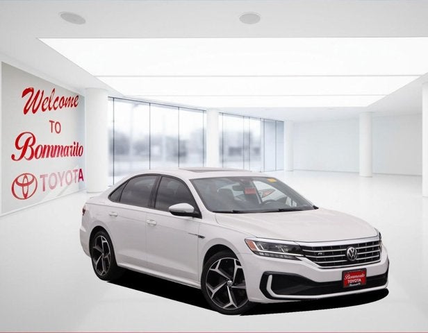 2021 Volkswagen Passat 2.0T R-Line