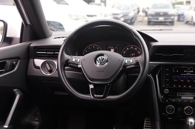 2021 Volkswagen Passat 2.0T R-Line