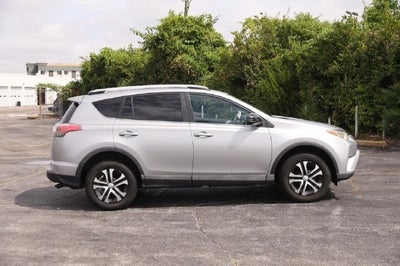 2016 Toyota RAV4 LE