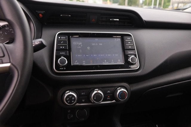 2022 Nissan Kicks S