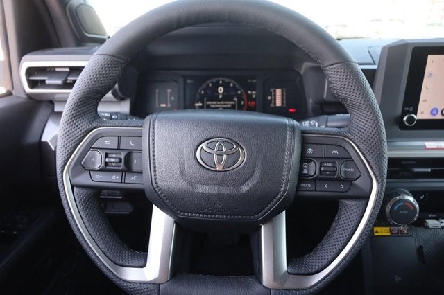 2026 Toyota Tacoma 4WD SR5