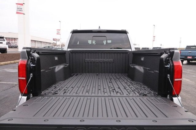 2026 Toyota Tacoma 4WD SR5