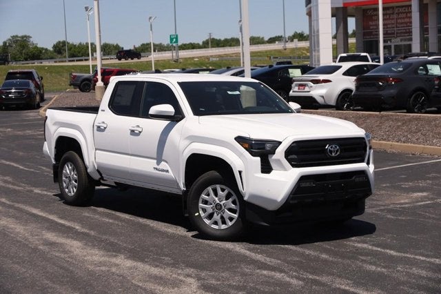 2026 Toyota Tacoma 4WD SR5