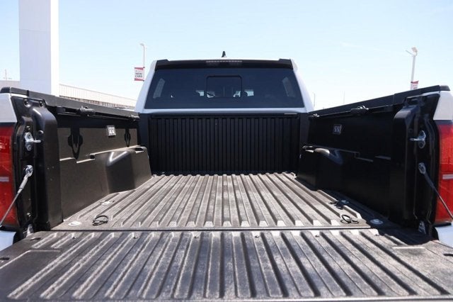 2026 Toyota Tacoma 4WD SR5