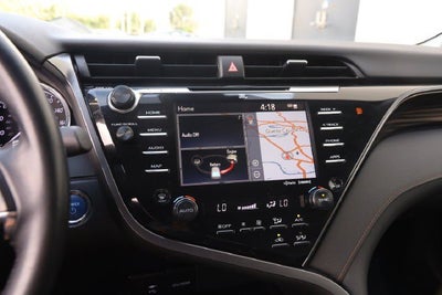 2019 Toyota Camry Hybrid XLE