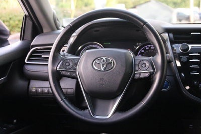 2019 Toyota Camry Hybrid XLE