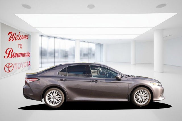 2019 Toyota Camry Hybrid XLE