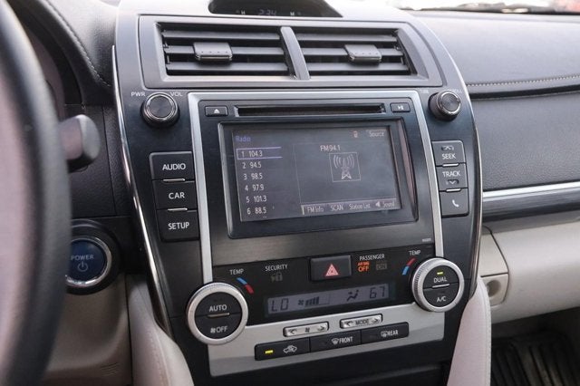 2014 Toyota Camry Hybrid LE