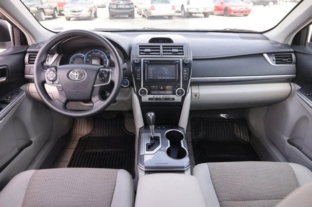 2014 Toyota Camry Hybrid LE