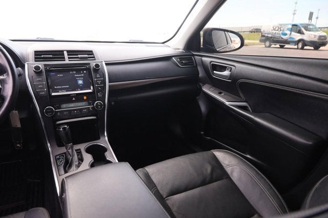 2016 Toyota Camry XLE