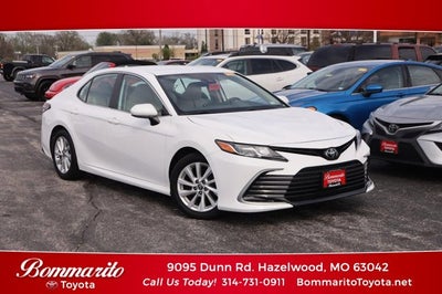 2022 Toyota Camry LE