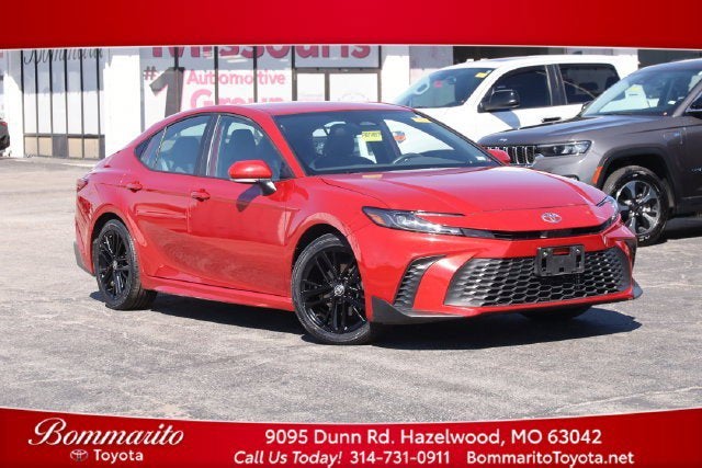 2025 Toyota Camry SE