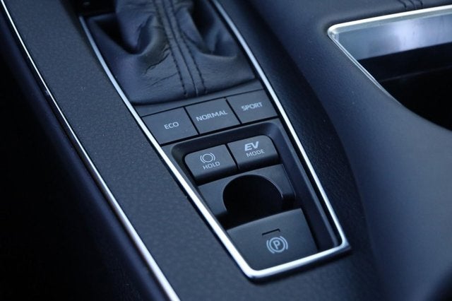 2020 Toyota Avalon Hybrid XSE