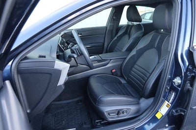 2020 Toyota Avalon Hybrid XSE