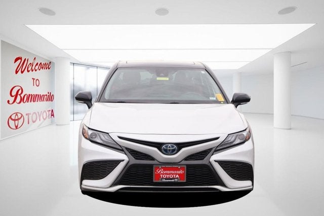 2021 Toyota Camry Hybrid XSE