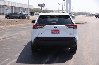 2021 Toyota RAV4 Hybrid LE