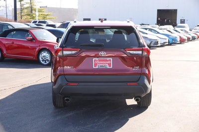 2025 Toyota RAV4 Hybrid XLE