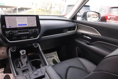 2025 Toyota Grand Highlander XLE