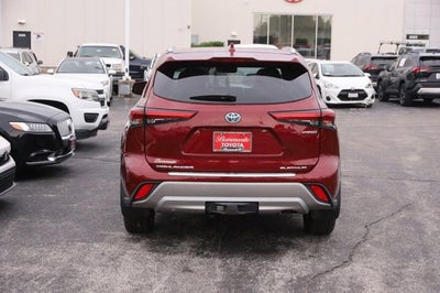 2021 Toyota Highlander Hybrid Platinum