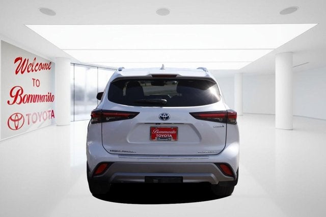 2024 Toyota Highlander Hybrid Platinum