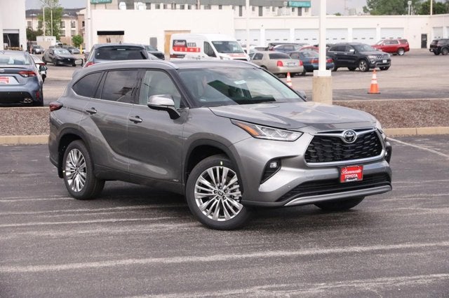 2026 Toyota Highlander Hybrid Platinum