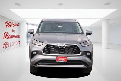 2026 Toyota Highlander Hybrid Platinum