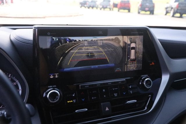 2020 Toyota Highlander Platinum