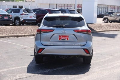 2020 Toyota Highlander Platinum