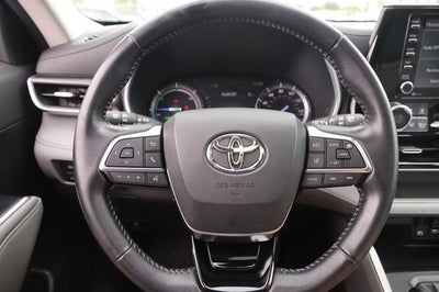 2020 Toyota Highlander Hybrid XLE