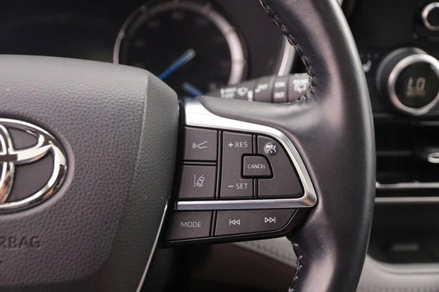 2020 Toyota Highlander Hybrid XLE