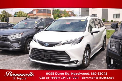 2025 Toyota Sienna XLE