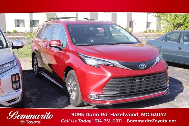 2023 Toyota Sienna XLE