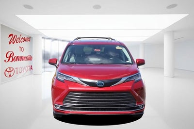 2023 Toyota Sienna XLE