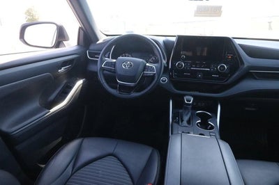2024 Toyota Highlander XSE