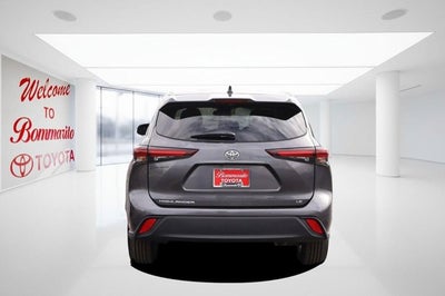 2024 Toyota Highlander LE