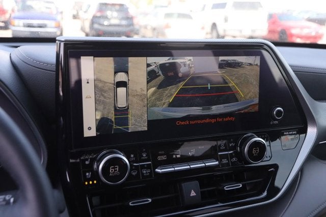 2024 Toyota Highlander Platinum