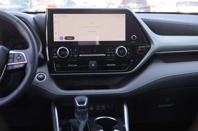 2024 Toyota Highlander Platinum