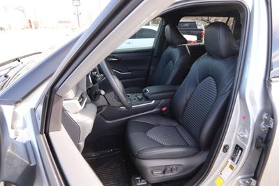 2025 Toyota Highlander XSE