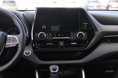 2025 Toyota Highlander XSE