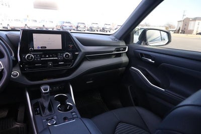 2025 Toyota Highlander XSE