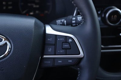 2025 Toyota Highlander Platinum