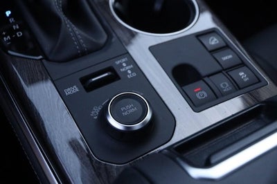 2025 Toyota Highlander Platinum
