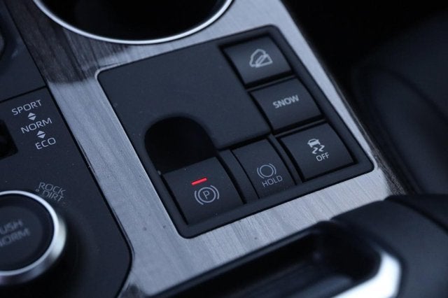 2025 Toyota Highlander Platinum