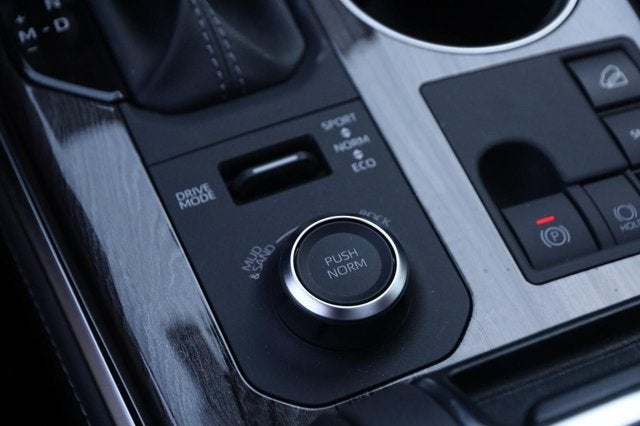 2025 Toyota Highlander Platinum