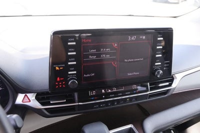 2024 Toyota Sienna LE