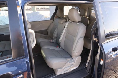 2020 Toyota Sienna Limited Premium