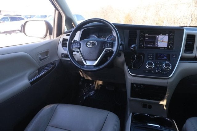 2020 Toyota Sienna Limited Premium