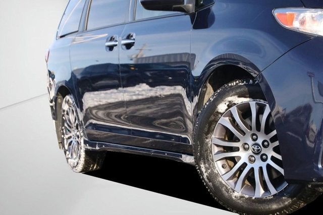 2020 Toyota Sienna Limited Premium