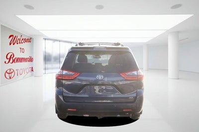 2020 Toyota Sienna Limited Premium