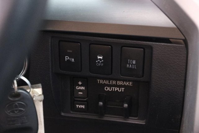 2017 Toyota Tundra 4WD Platinum